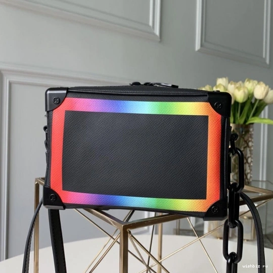 WIS Vuitton SOFT Louis MINI TRUNK 0224